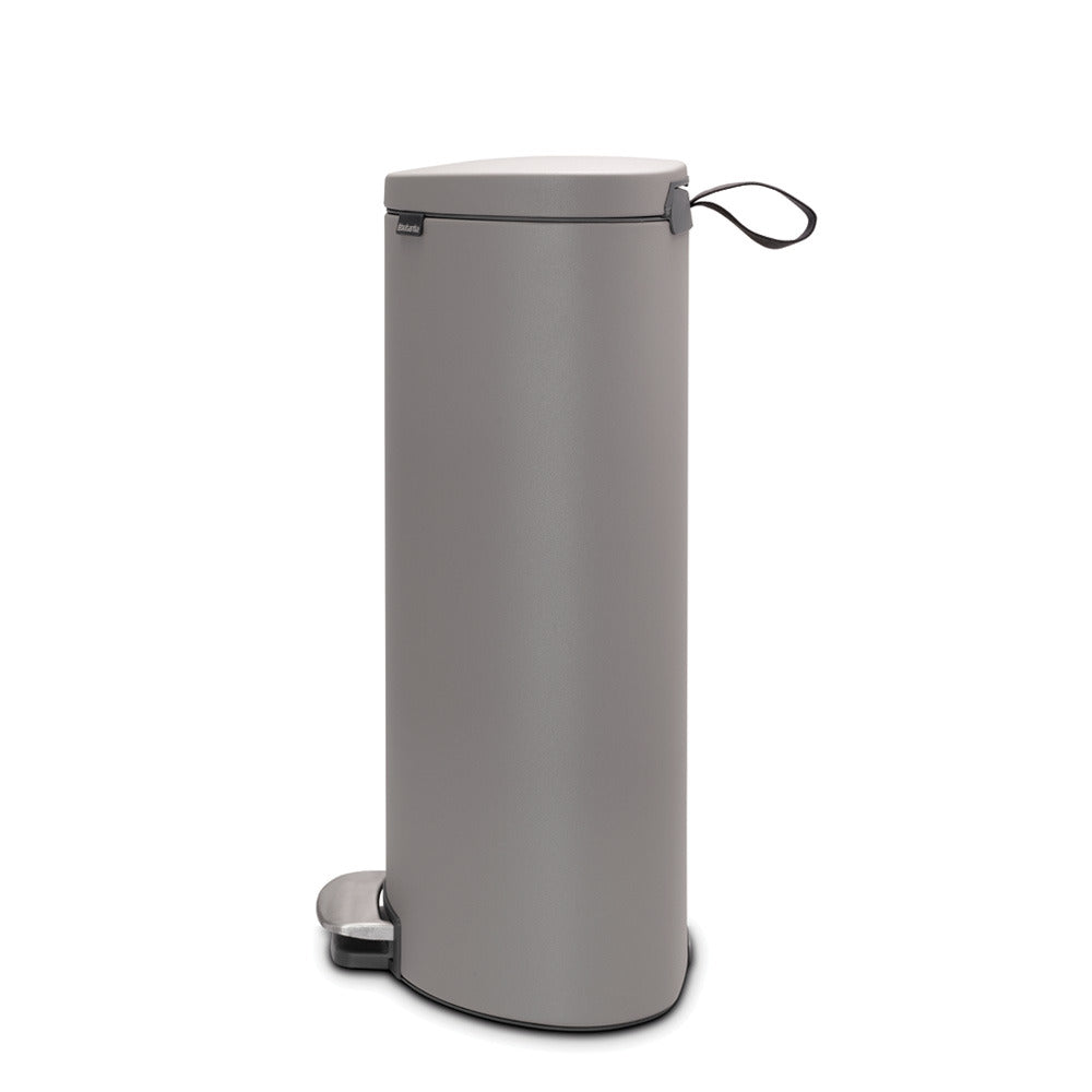 Brabantia｜Pedal Bin Flatback+ 靜音半圓平背腳踏桶 30L｜無印砂鋼