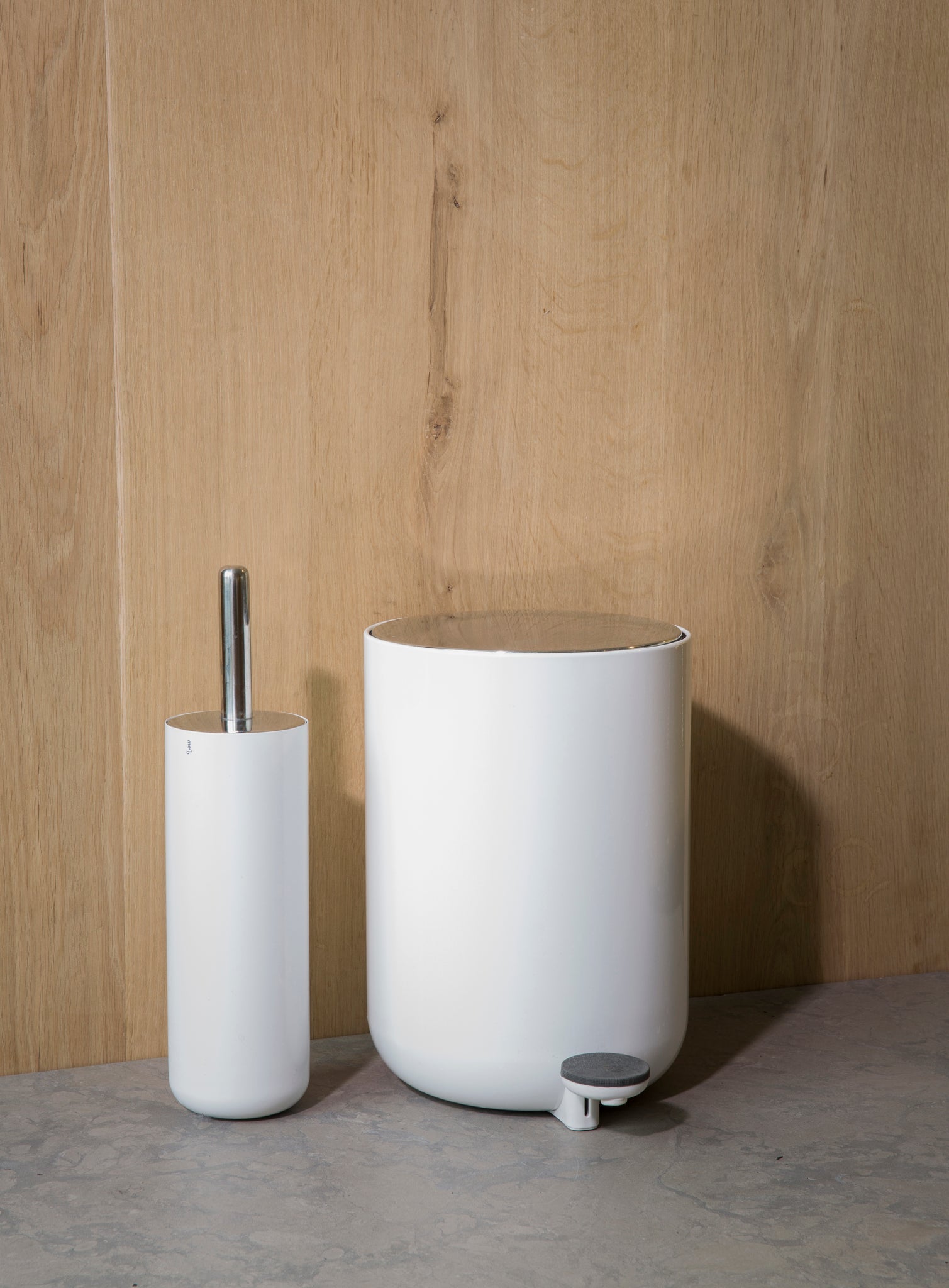 Menu - Denmark｜Norm Architects｜Pedal Bin 圓形靜音腳踏桶 4L｜2種顏色